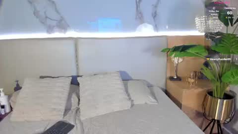 Snapshot of sienna_belluccii chatting on 16, 7, 2026 sienna belluccii online show from 16, 7, 2026