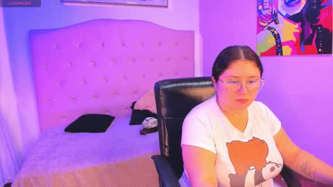 SIENNA  online show from 3, 3, 2026