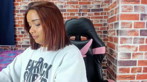 sienna_lux01 online show from 10, 3, 2026