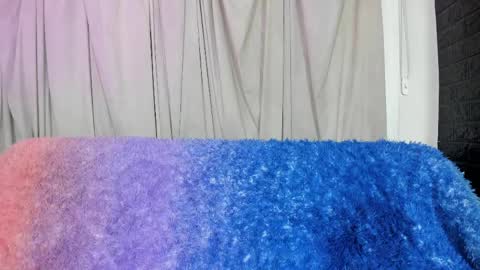 Snapshot of sienna_lux01 chatting on 28, 4, 2026 sienna_lux01 online show from 28, 4, 2026