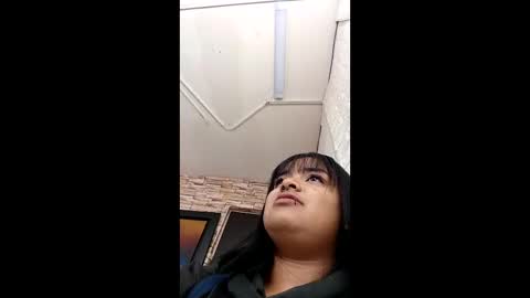 Snapshot of sienna_lux01 chatting on 21, 5, 2026 sienna_lux01 online show from 21, 5, 2026