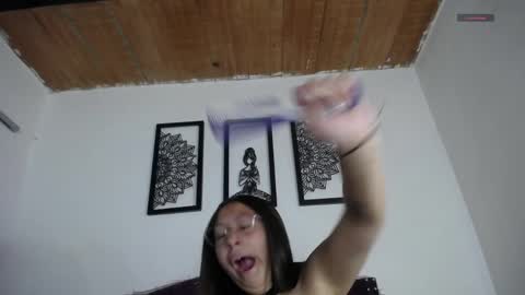 Sienna online show from 16, 4, 2026