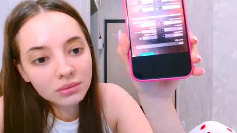 Snapshot of siennamia chatting on 16, 5, 2026 Sienna Mia online show from 16, 5, 2026