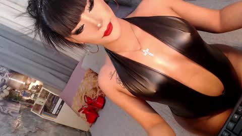 Snapshot of sierrafina_mcbride chatting on 7, 2, 2026 Sierrafina online show from 7, 2, 2026