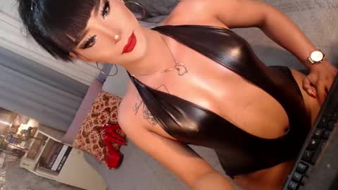 Snapshot of sierrafina_mcbride chatting on 27, 2, 2026 Sierrafina online show from 27, 2, 2026