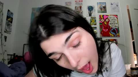 Snapshot of sierrasquirter chatting on 17, 12, 2024 Sierra online show from 17, 12, 2024