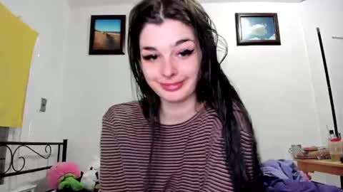 Snapshot of sierrasquirter chatting on 28, 2, 2025 Sierra online show from 28, 2, 2025