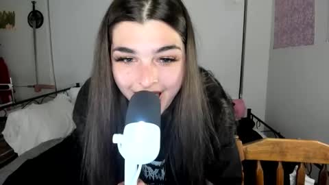 Snapshot of sierrasquirter chatting on 28, 5, 2026 Sierra online show from 28, 5, 2026