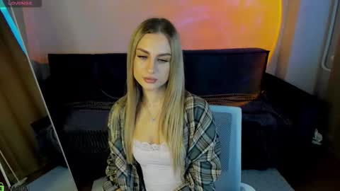 Snapshot of silen_tori chatting on 14, 2, 2026 Silen online show from 14, 2, 2026