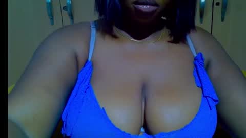 Snapshot of silky_caramel chatting on 19, 10, 2025 Caramel online show from 19, 10, 2025