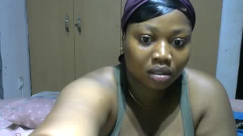 Snapshot of silkyandmaster chatting on 2, 3, 2026 silkyandmasterr online show from 2, 3, 2026