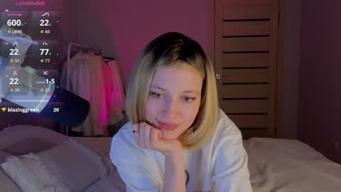 silly___woman online show from 28, 7, 2026