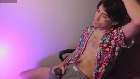 Snapshot of silly_cybin chatting on 5, 2, 2025 cybin online show from 5, 2, 2025