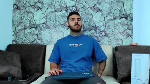 Snapshot of silvano_torrez chatting on 6, 12, 2024 silavno online show from 6, 12, 2024