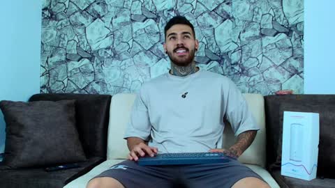 Snapshot of silvano_torrez chatting on 14, 12, 2024 silavno online show from 14, 12, 2024