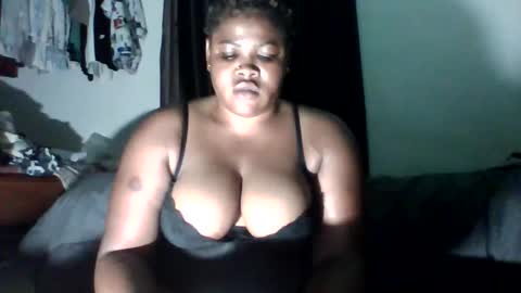Snapshot of silver_baby06 chatting on 19, 5, 2026 silver baby06 online show from 19, 5, 2026