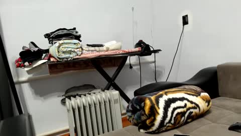 Sir online show from 1, 2, 2025