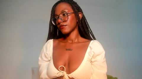 Snapshot of silverosequeen chatting on 10, 5, 2026 silverosequeen online show from 10, 5, 2026