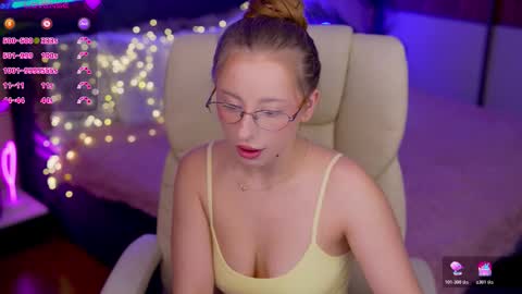  Kristina Kris  online show from 13, 11, 2025