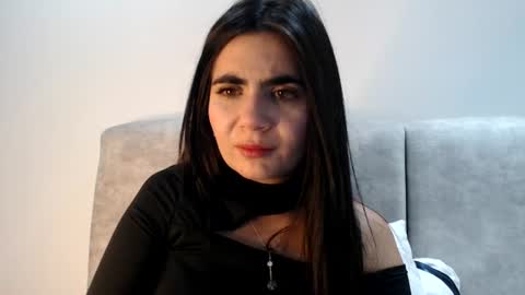 Snapshot of silviecollins chatting on 5, 8, 2026 Silvie online show from 5, 8, 2026