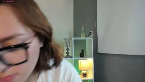 simonastar_ online show from 13, 2, 2026