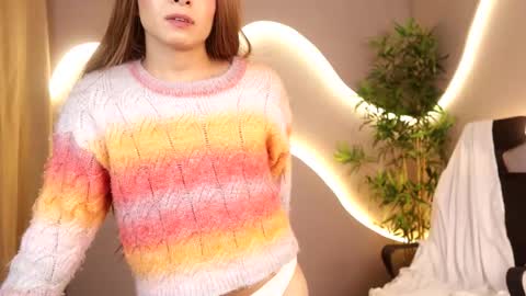 simone_sky online show from 10, 2, 2026