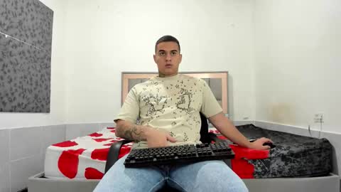 Snapshot of simonkeler chatting on 28, 2, 2026 SIMON KELER online show from 28, 2, 2026