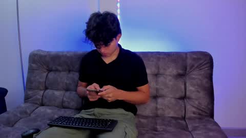 Snapshot of simonlambert__ chatting on 29, 1, 2025 Simon online show from 29, 1, 2025