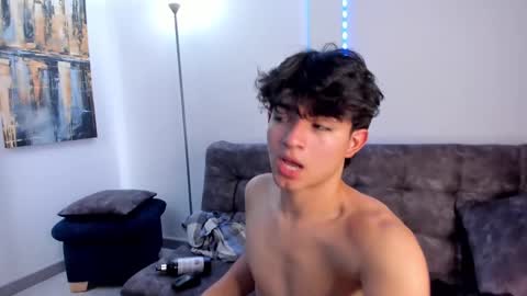 Snapshot of simonlambert__ chatting on 12, 2, 2025 Simon online show from 12, 2, 2025