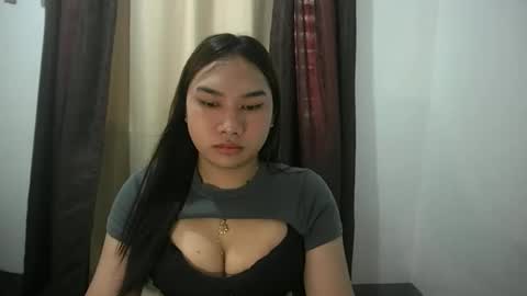 Snapshot of simply_francine chatting on 4, 6, 2026 simply francine online show from 4, 6, 2026