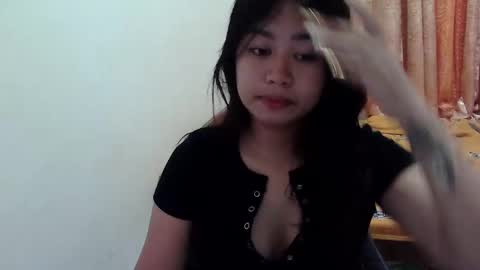 Snapshot of simplypretty_monica chatting on 9, 10, 2025 simplypretty_monica online show from 9, 10, 2025
