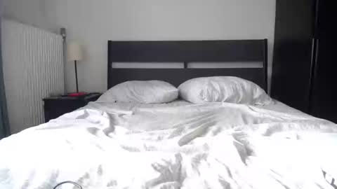 Snapshot of simur_sahso chatting on 28, 12, 2024 Sofi wed. - sat. 11am - 11 pm and Santi with Sofi sun.. - tue. 11 am - 5 pm europe online show from 28, 12, 2024