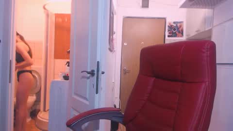 Snapshot of simyhvn chatting on 1, 11, 2025 simyhvn online show from 1, 11, 2025