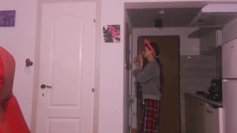 Snapshot of simyhvn chatting on 6, 1, 2026 simyhvn online show from 6, 1, 2026