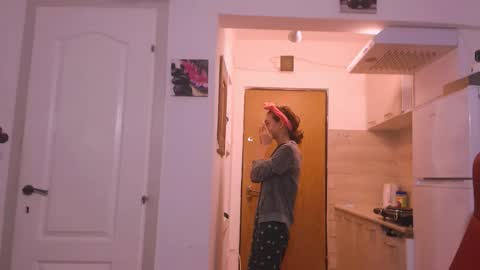 Snapshot of simyhvn chatting on 13, 1, 2026 simyhvn online show from 13, 1, 2026