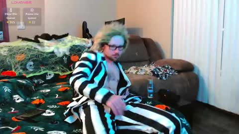 Husky Dad online show from 1, 11, 2025