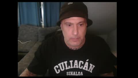 Snapshot of sinalco1975 chatting on 6, 5, 2026 sinalco1975 online show from 6, 5, 2026