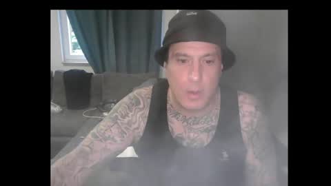 Snapshot of sinalco1975 chatting on 17, 5, 2026 sinalco1975 online show from 17, 5, 2026