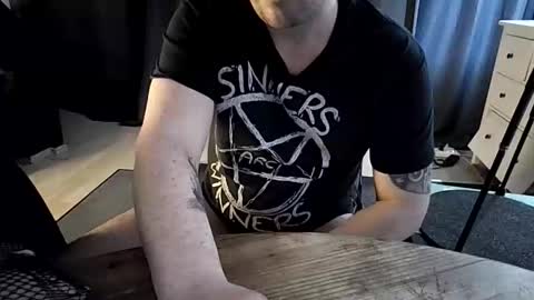 Snapshot of sinned09 chatting on 4, 3, 2026 sinned09 online show from 4, 3, 2026