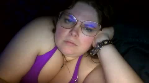 Snapshot of siofra chatting on 3, 5, 2026 Siofra online show from 3, 5, 2026