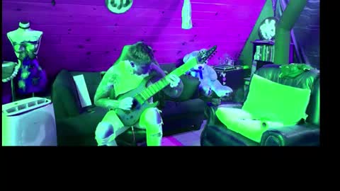 Snapshot of siphonophorstrings chatting on 6, 10, 2025 Dustbunnyfoofoo online show from 6, 10, 2025