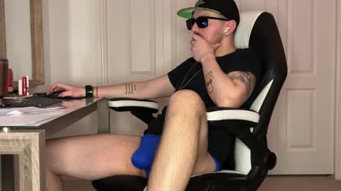 Snapshot of sirdaddymcqween chatting on 11, 1, 2026 Sir Daddy McQween online show from 11, 1, 2026