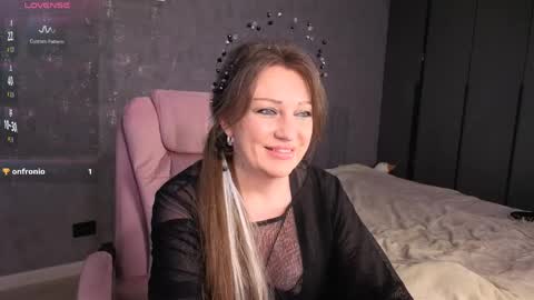 Snapshot of sirena_fly chatting on 2, 4, 2026 Sirena online show from 2, 4, 2026