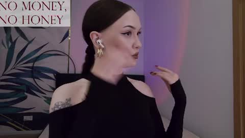 Goddess Sirena online show from 16, 6, 2026