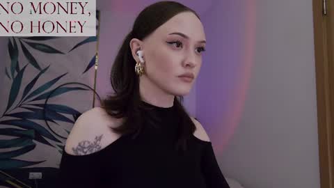 Goddess Sirena online show from 24, 6, 2026