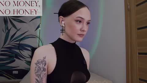 Goddess Sirena online show from 21, 7, 2026