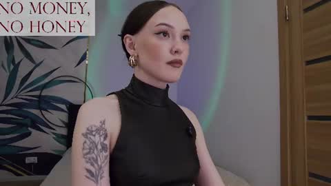 Goddess Sirena online show from 23, 7, 2026