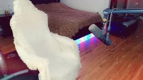 Snapshot of sissyashleigh chatting on 13, 4, 2026 Ashleigh Mak online show from 13, 4, 2026