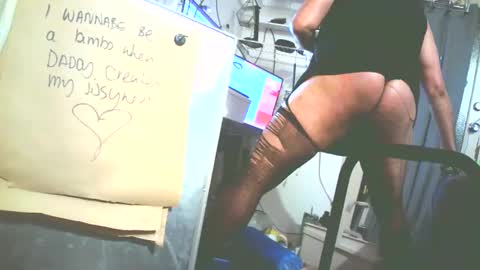 RESPONDS WELL TO ... online show from 17, 10, 2025