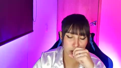 Snapshot of skarlet_adams chatting on 21, 4, 2026 Alice online show from 21, 4, 2026